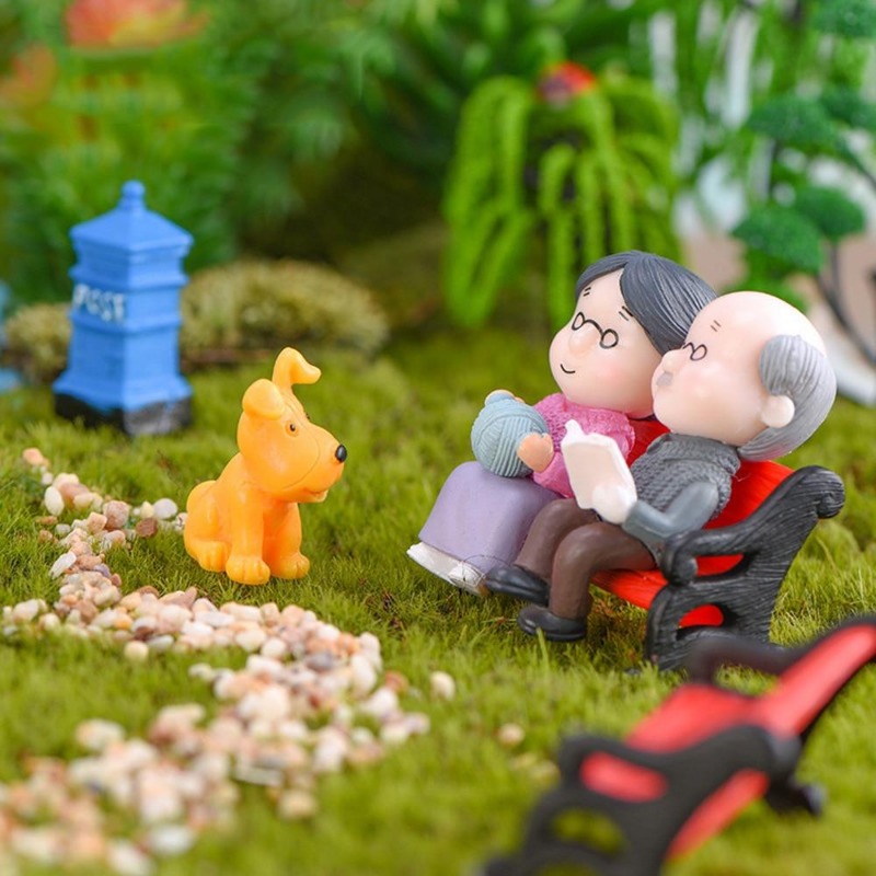 Mini figurki par Babcia Dziade – Model Kit In Era recenzja i cena