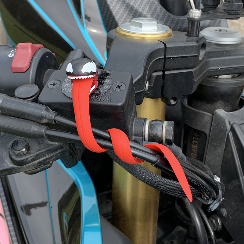 Uroczy uchwyt na kabel USB Ven – Model Kit Venom recenzja i cena