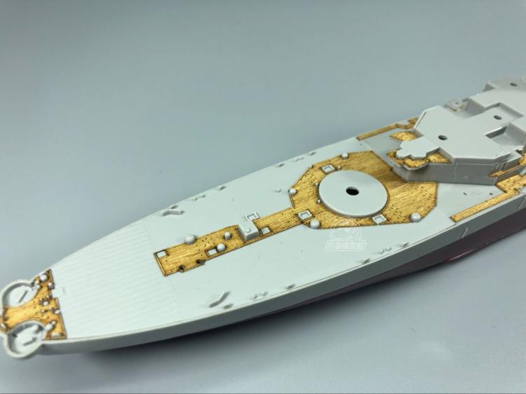 Drewniana pokładka w skali 1/7 – Model Kit Uss Missouri recenzja i cena