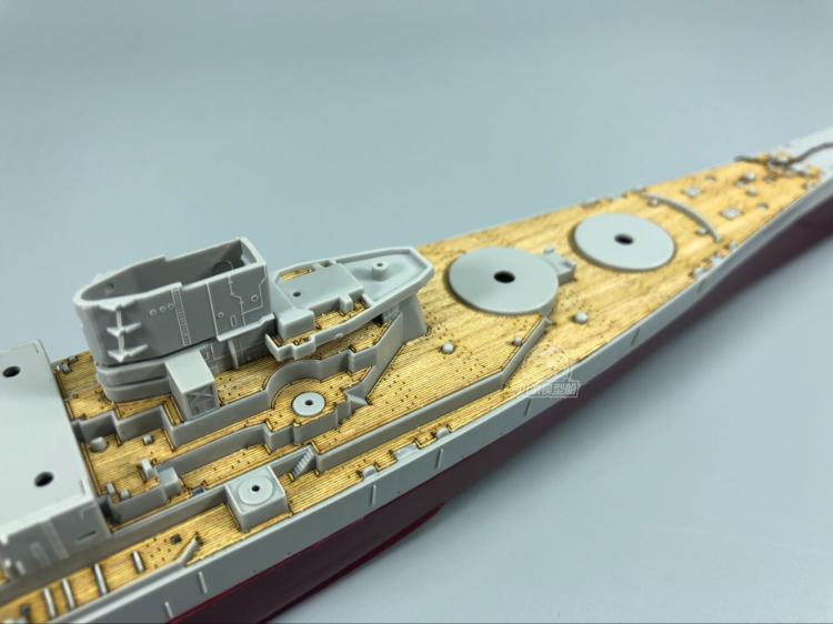 Drewniana pokładka w skali 1/7 – Model Kit Uss Missouri recenzja i cena